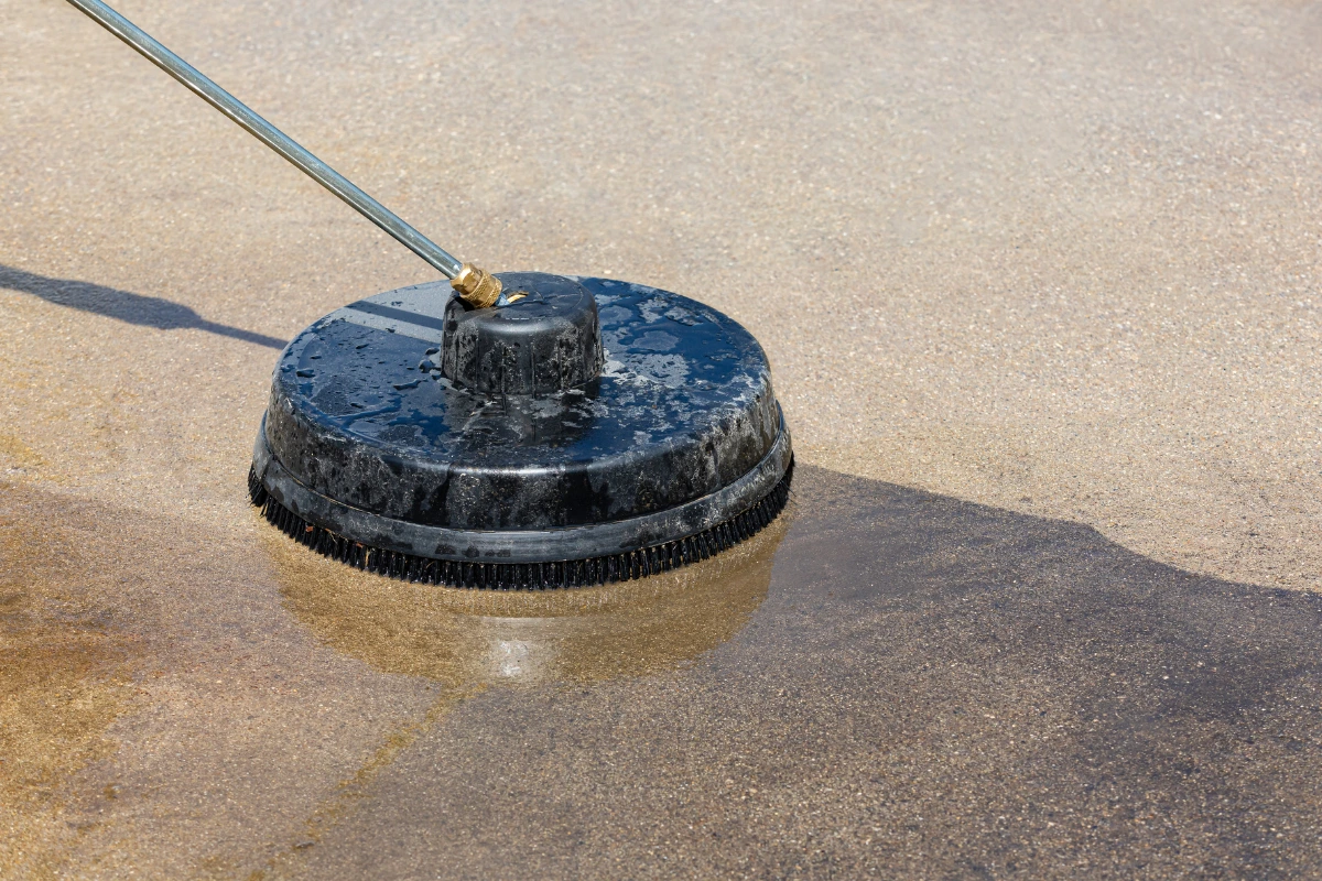 Affordable soft washing services in Grand Blanc MI